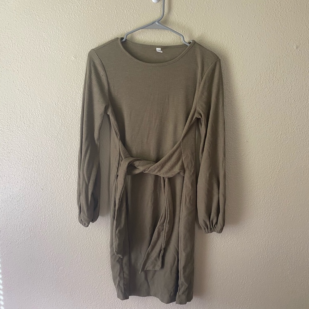 Women’s casual dress